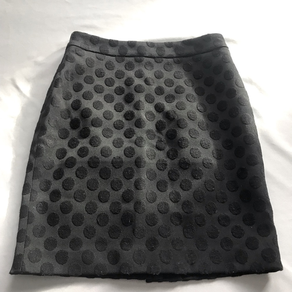 Ann Taylor Black Polka Dot Skirt Size 0